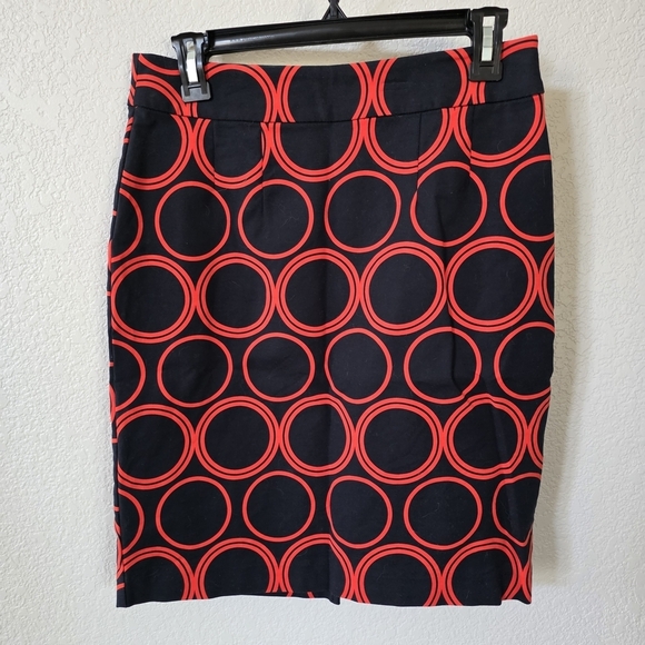 Banana Republic Dresses & Skirts - Banana Republic Black and Red Pencil Cotton Blend Skirt Knee-Length Size 2